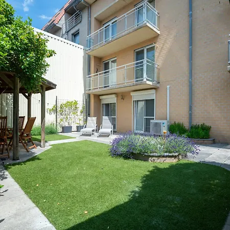 Leonifi With Terrace By Interhome Apartment Bredene